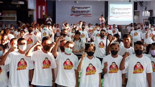 Relawan Sandiaga Uno