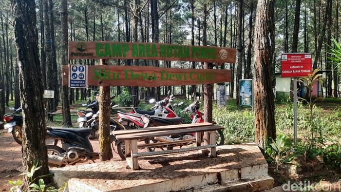Situ Dewa Dewi Cipiit di Sukabumi Situ Dewa Dewi Cipiit di Sukabumi