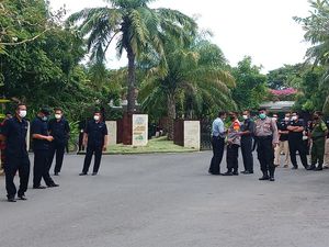 Didemo karena PHK 2 Karyawan, Ayana Resort Bali Pilih No Coment
