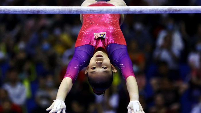 Aksi-Aksi Memukau Atlet Senam Artistik Senam Artistik merupakan salah satu cabang olahraga yang dipertandingkan di SEA Games Vietnam. Yuk lihat aksi-aksi pesenam putri di ajang tersebut.