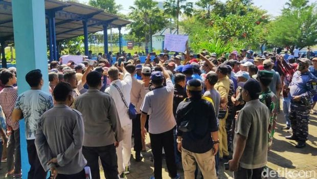 demo nelayan banyuwangi