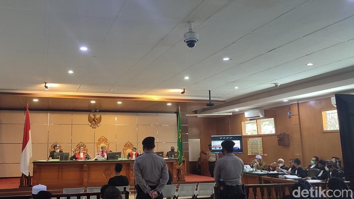 Dua orang pedagang kopi bersaksi dalam sidang lanjutan Bahar bin Smith