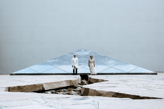 Karya Chrissy Gilmartin, Costa Mesa California, Amerika Serikat. Foto: Dok. Junebug Weddings