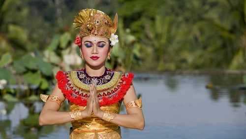 Ilustrasi baju adat Bali