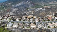 Puluhan rumah di permukiman elite Laguna Niguel, Los Angeles, negara bagian California, Amerika Serikat, hangus terbakar pada Senin (16/5/2022) waktu setempat.  
