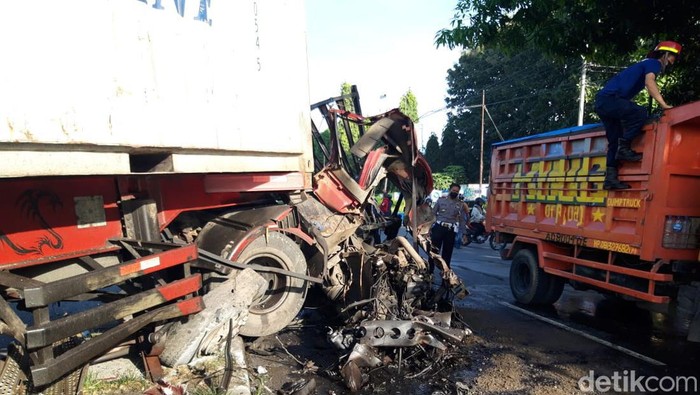 Kecelakaan dua truk di Boyolali, Selasa (17/5/2022).