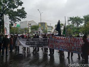 Gagal Temui ASS Soal Rampi, Mahasiswa Geruduk Kantor Gubernur Sulsel Bubar