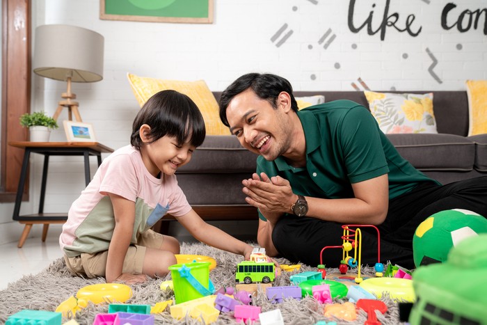 Main Sama Anak di Rumah Main Sama Anak di Rumah