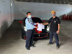 Bareskrim Sebut Harga Ferarri Indra Kenz yang Disita Sekitar Rp 4-5 Miliar