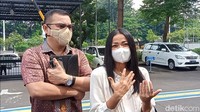 Nirina Zubir berharap mendapat keadilan, Riri Khasmita bersama suami dan tiga oknum notaris PPAT Jakarta Barat bisa dihukum sesuai dengan tindak kejahatan yang mereka lakukan. Foto: Ahsan/detikHOT