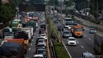 Padat Banget! Tol JORR Arah Jakarta Macet, Begini Penampakannya