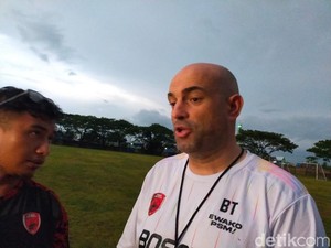 Pelatih PSM Bernardo Ungkap Tak Ada Anak Emas, Pemain Lokal-Asing Sama