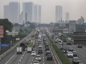 Lalin Tol Arah Jakarta Pagi Ini Macet di Sejumlah Titik
