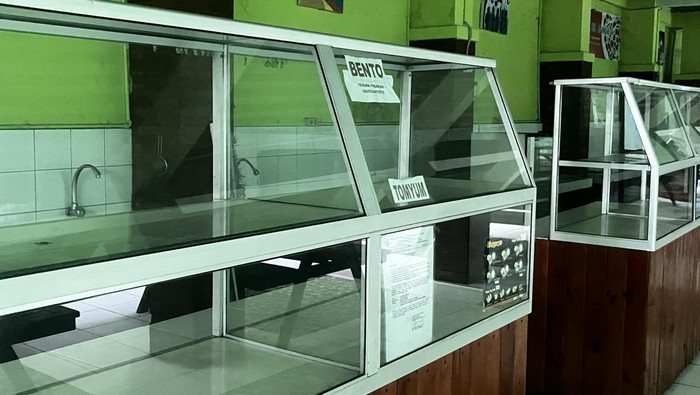 PTM 100 persen di SMA 28 Jakarta PTM 100 persen di SMA 28 Jakarta