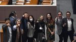 Foto-foto Sidang Paripurna DPR yang Hanya Dihadiri 76 Orang Fisik