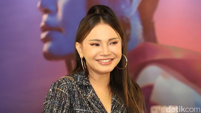 Rossa Siapkan Lagu-lagu Terbaik di 25 Shining Years Concert