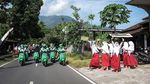 Sandiaga Keliling Borobudur Naik Motor Listrik