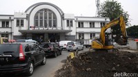 Proyek ini sempat membuat arus lalin sedikit tersendat.