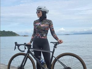 Sambil Gowes, Wulan Guritno Terpesona Keindahan Aceh