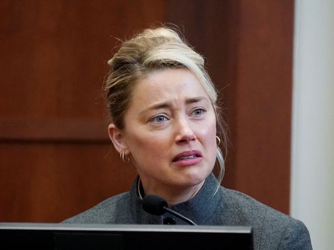 Actor Amber Heard testifies in the courtroom at the Fairfax County Circuit Courthouse in Fairfax, Va., Monday, May 16, 2022.  Steve Helber/Pool via REUTERS