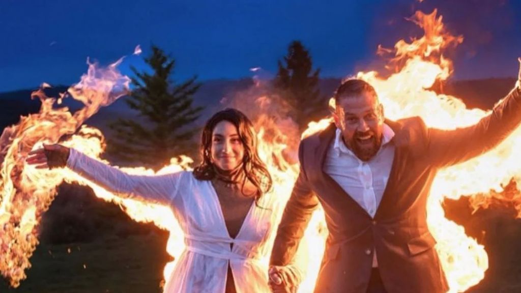 Pose Terbakar, Pernikahan Pemeran Pengganti Ini Viral