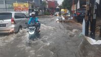 Diguyur Hujan Deras, 4 Titik Di Tangsel Banjir-Ratusan Keluarga Terdampak