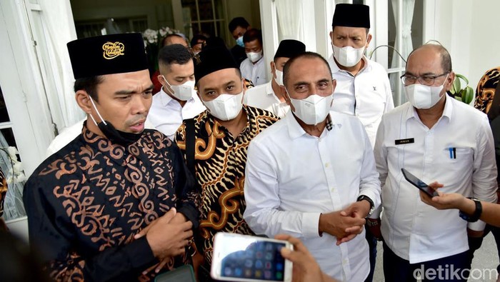 Gubsu Edy dan UAS dalam sebuah kesempatan di Medan.