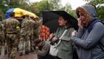 Isak Tangis Iringi Pemakaman Tentara Ukraina