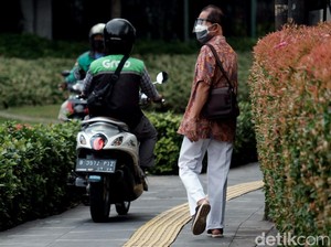 Trotoar Metropole Jakpus Akan Dipasangi Portal S agar Tak Diterabas Pemotor
