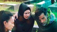 Di film ini, Jessica Mila memang dituntut mengenakan hijab. Foto: dok. maxstream