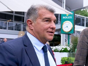 Barcelona Ingin Belanja, Laporta: Semoga Tak Perlu Jual Pemain Dulu