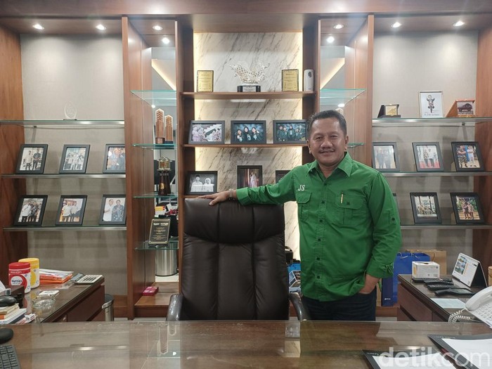 Joko Suranto, Crazy Rich Grobogan.