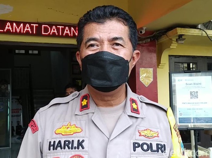 Kapolsek Asemrowo Kompol Hari