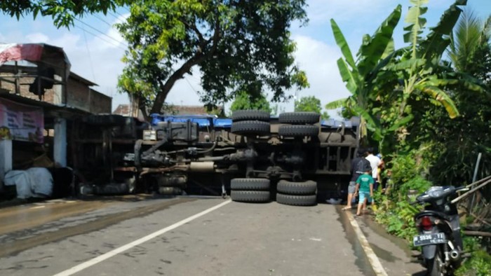 kecelakaan di pasuruan