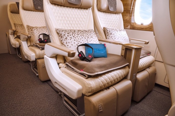 Kelas Ekonomi Premium Emirates Kelas Ekonomi Premium Emirates