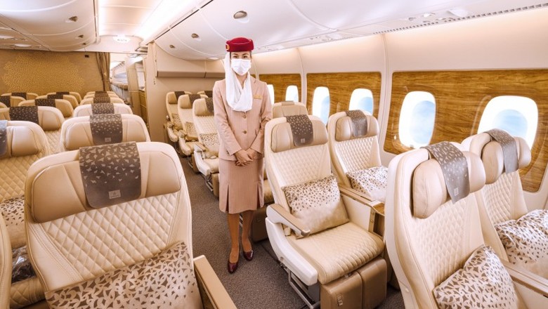 Kelas Ekonomi Premium Emirates Kelas Ekonomi Premium Emirates