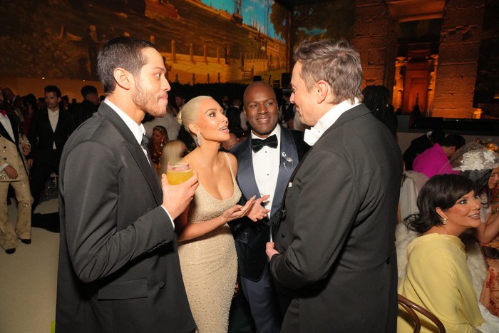 NEW YORK, NEW YORK - MAY 02: (Exclusive Coverage) (L-R) Pete Davidson, Kim Kardashian, Corey Gamble, and Hugh Jackman attend The 2022 Met Gala Celebrating 