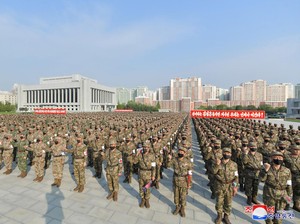 COVID-19 Merebak, Korut Mulai Suntik Vaksin Sinovac untuk Tentara