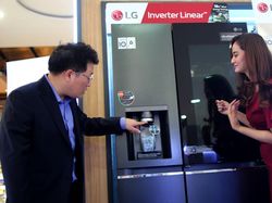 Kulkas Canggih dari LG Ini Ada Dispenser Air Berteknologi UV