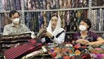 Mempromosikan Batik Tulis Trenggalek ke Pasar Tanah Abang