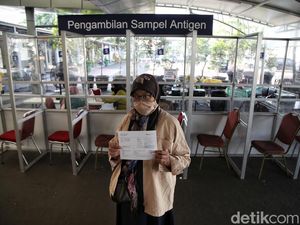 Melihat Suasana Tes Antigen Usai Pelonggaran Aturan