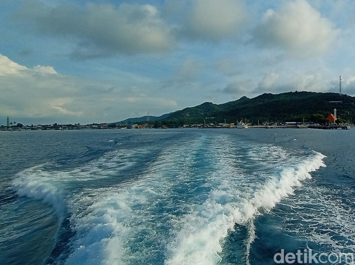 Perairan di Kepulauan Karimunjawa, Kabupaten Jepara.