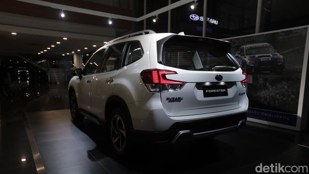 Subaru Forester 2.0i S EyeSight