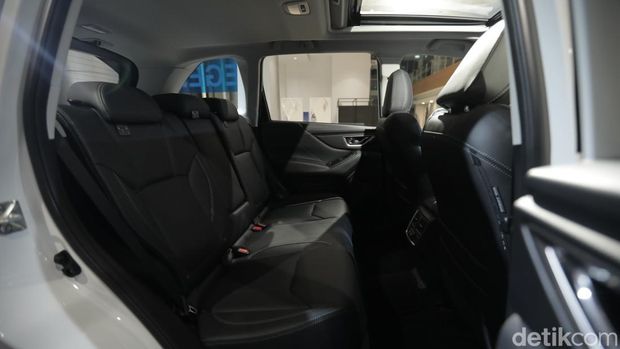 Subaru Forester 2.0i S EyeSight