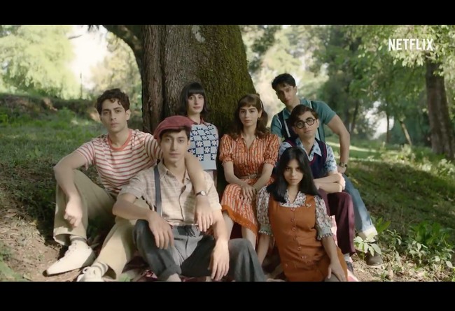 Film garapan Zoya Akhtar yang ditayangkan di Netflix itu teasernya sudah dirilis pada 14 Mei 2022. Dalam film tersebut Suhana akan beradu akting dengan para aktris dan aktor muda berbakat lainnya, diantaranya ada Mihir Ahuja, Dot, Yuvraj Menda, dan Vedang Raina. Foto: Instagram/@suhanakhan2