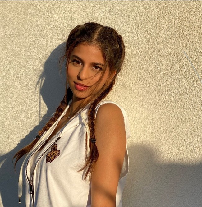 Suhana Khan lahir pada 22 Mei 2000. Wajah cantik Suhana sendiri diwarisi dari kedua orangtuanya, Shah Rukh Khan dan Gauri Khan. Foto: Instagram/@suhanakhan2