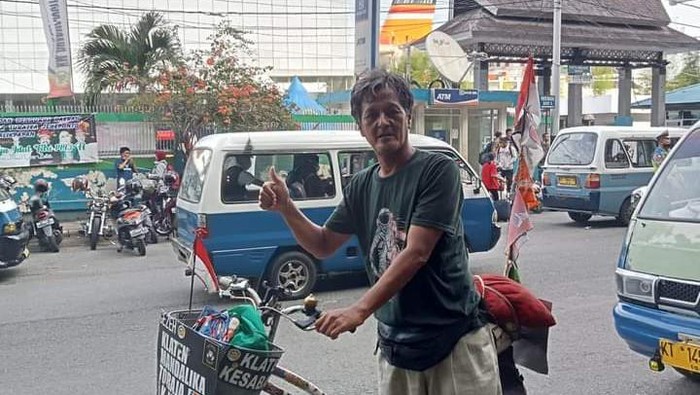 Teguh Mukti Wibowo saat tiba di Balikpapan. Foto ini diunggah di akun facebook Teguh pada 5 Mei 2022.