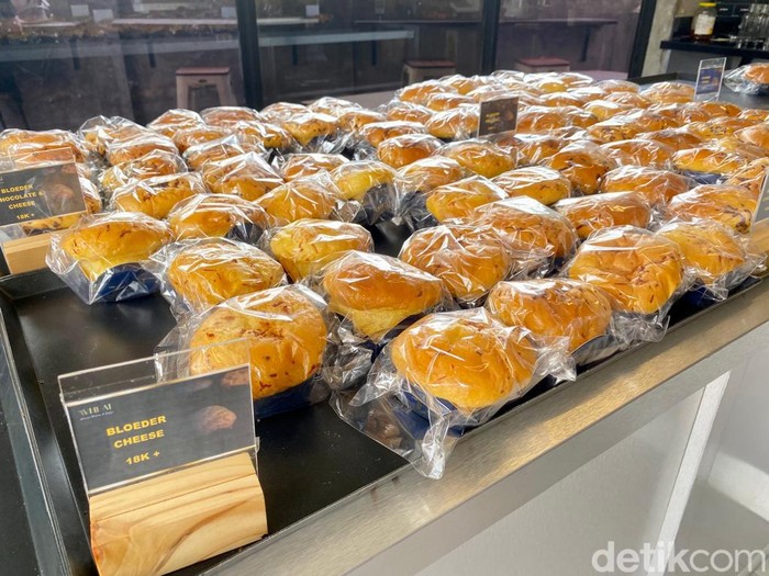 The Wheat: Krenyes Gurih! Di Sini Ada Croissant Jasuke hingga Roti Bloeder Artisan The Wheat: Krenyes Gurih! Di Sini Ada Croissant Jasuke hingga Roti Bloeder Artisan