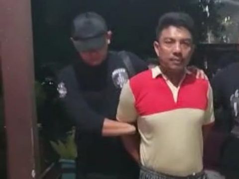 Tim Reskrim Polres Kendal menangkap Sunarto, tersangka pembunuhan ibu kandung, Rabu (18/5/2022).