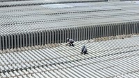 Petugas beraktivitas di Pabrik Slab Track PT Wika Beton, Karawang, Rabu (18/5/2022).